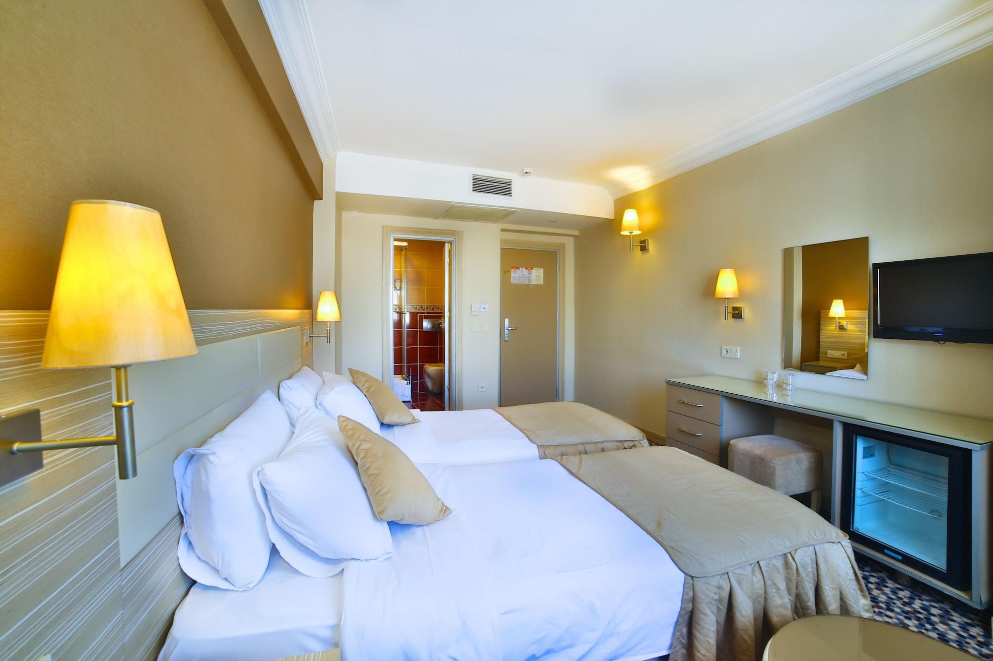 Hotel Grand Emin Isztambul Kültér fotó