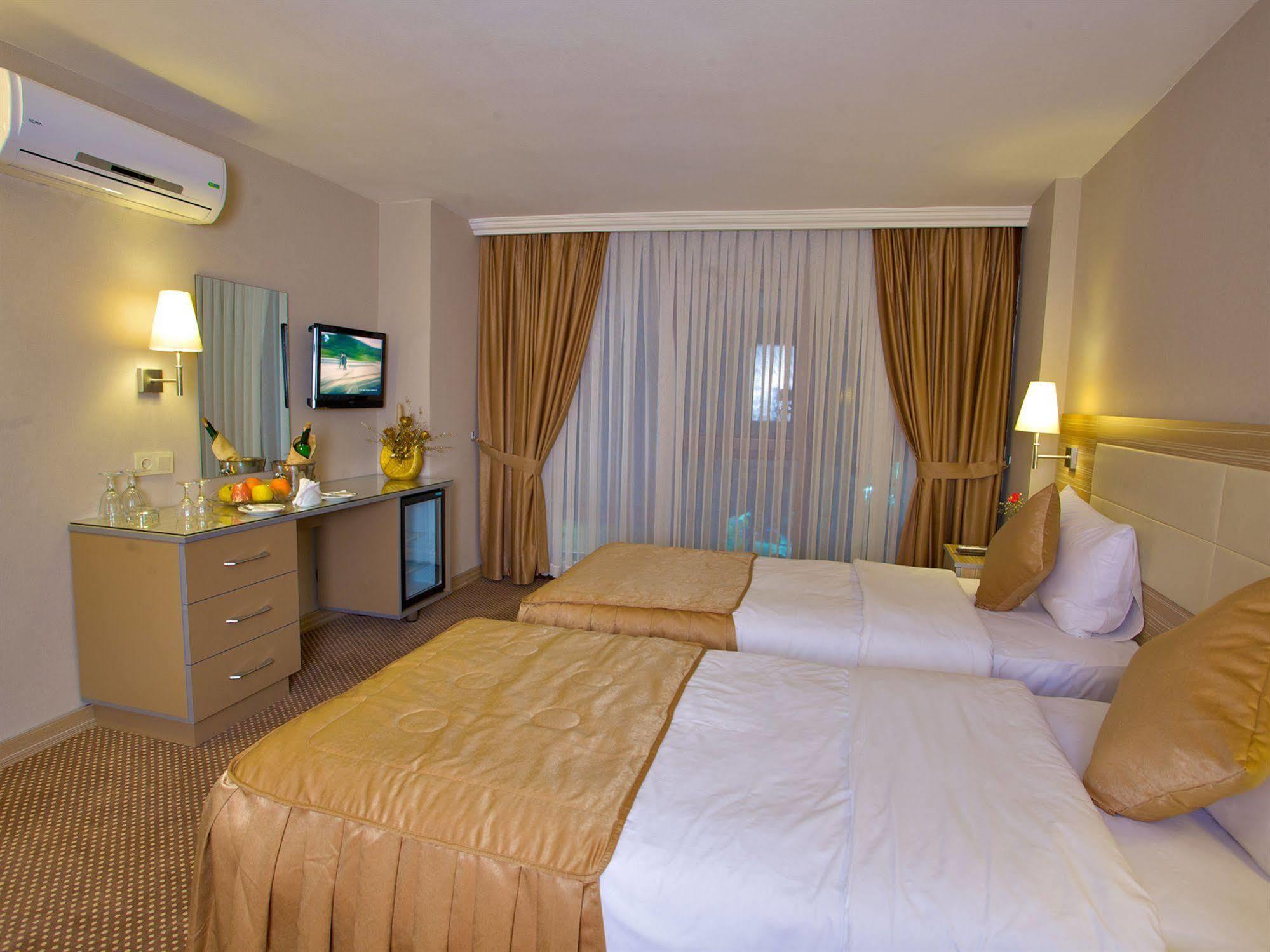 Hotel Grand Emin Isztambul Kültér fotó