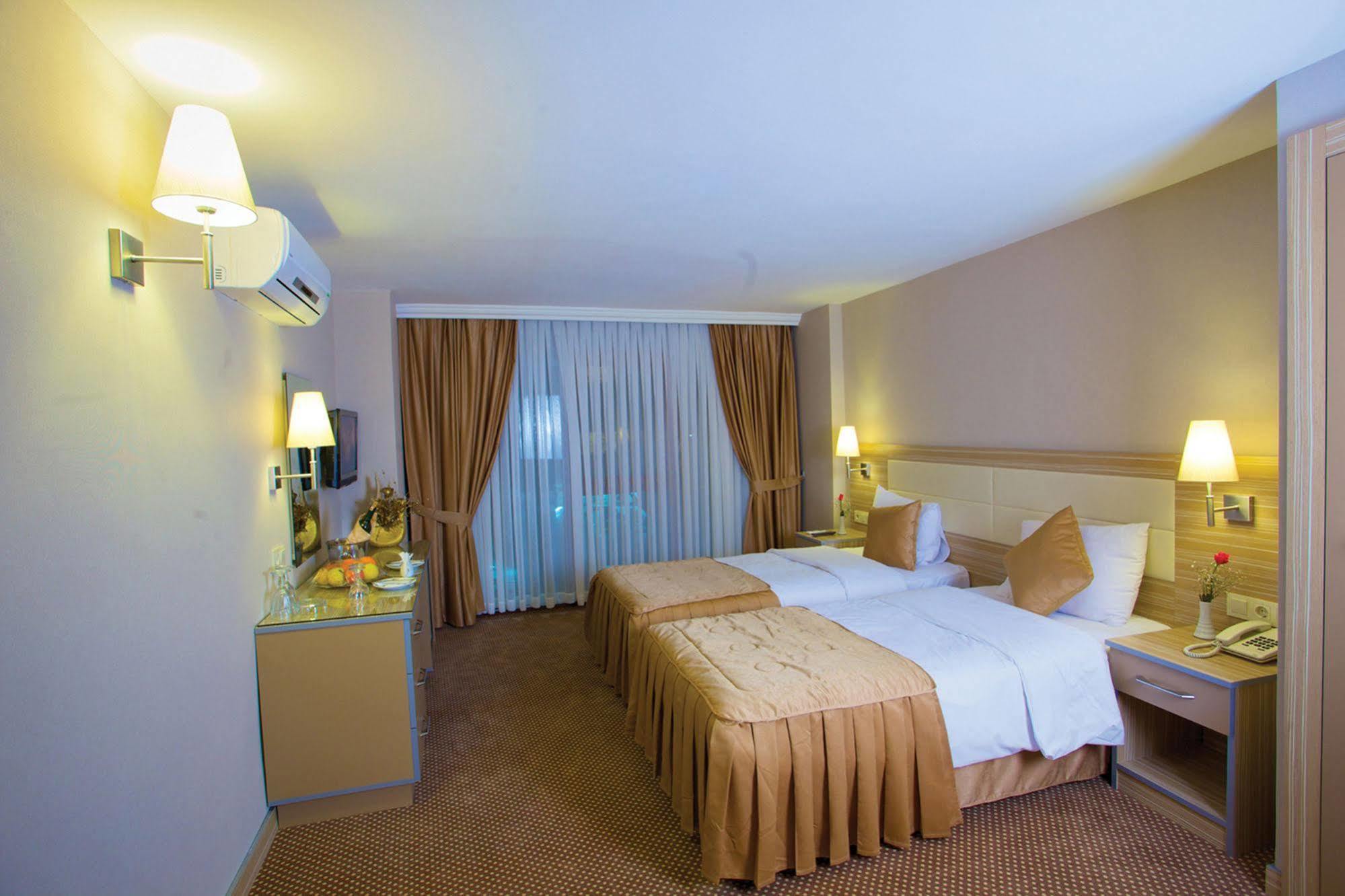 Hotel Grand Emin Isztambul Kültér fotó